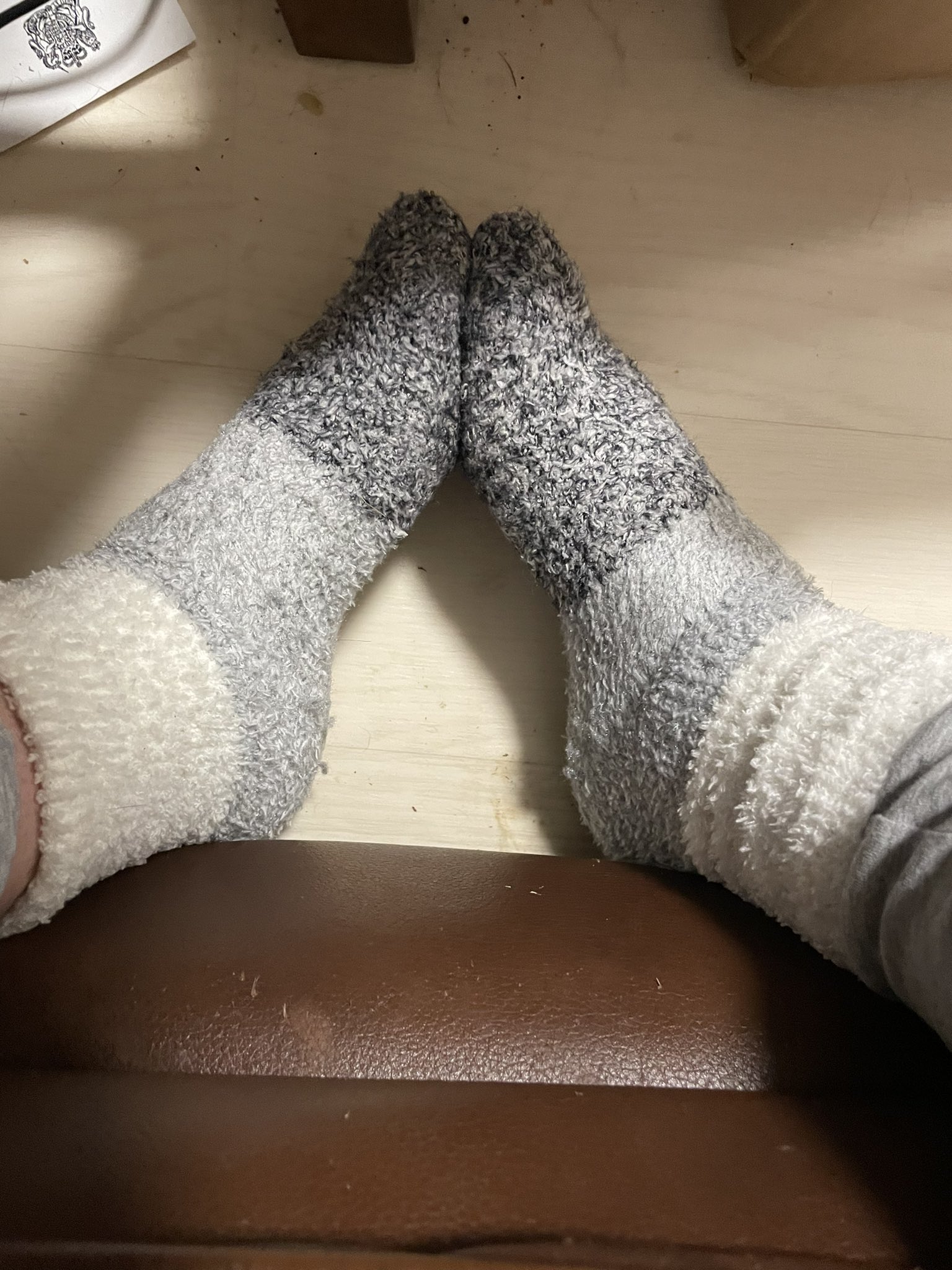 Rosaleavi On Twitter Feet Socks Foot Fetish Toes 