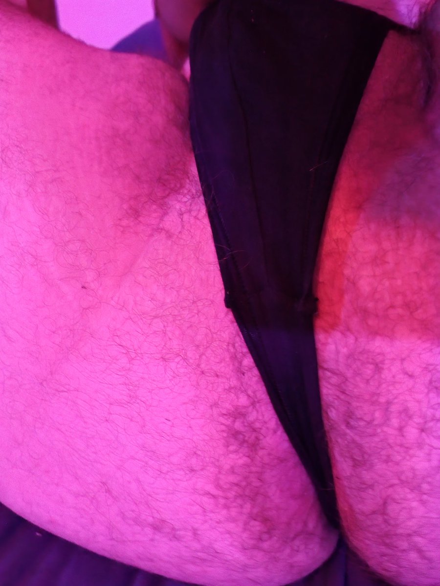 AdelaideUndies's tweet photo. Love that #Bonds released a man G-string. I love the feeling of the string riding up into my hole. #undies #adelaide https://t.co/94bkcMkVht