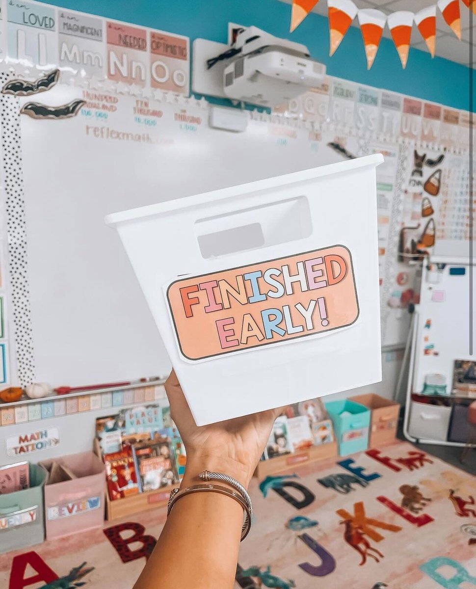 ProdigyGame's tweet photo. #Teachers, outside of #ProdigyMath (😆), how do you engage early finishers in the classroom?

[Pic by @sylestines_cubs 🧡]

#teachertwitter #earlyfinishers https://t.co/SKxWHFyuIV