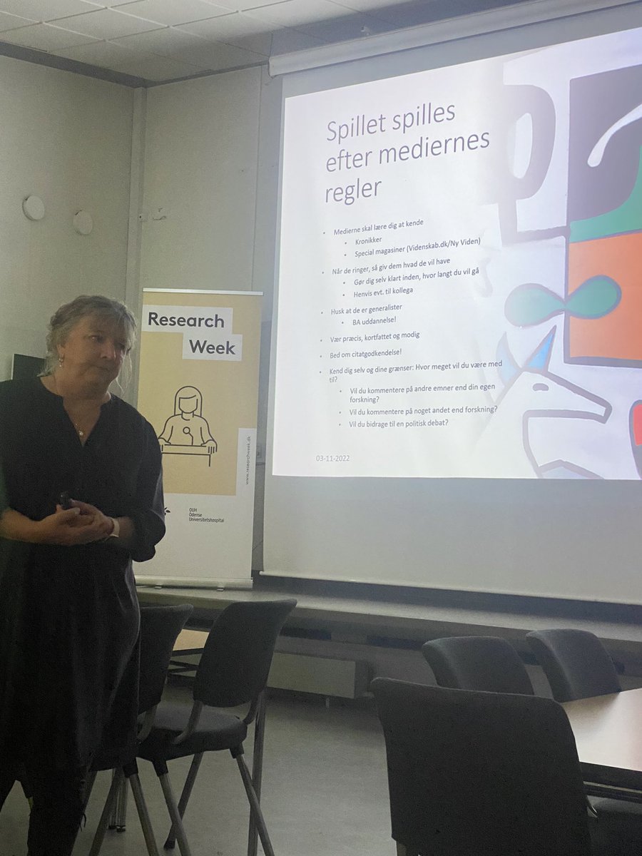 Vi færdes i en hverdag med et nyhedsrør af kolossal dimension  - lad os, som forskere, sammen fylde det med indhold af substans! Inspirerende oplæg fra <a href="/CharlotteWien/">Charlotte Wien</a> om formidling i forskning 📣 #ResearchWeek2022 @SUND_SDU <a href="/uro_OUH/">Department of Urology, Odense University Hospital</a>