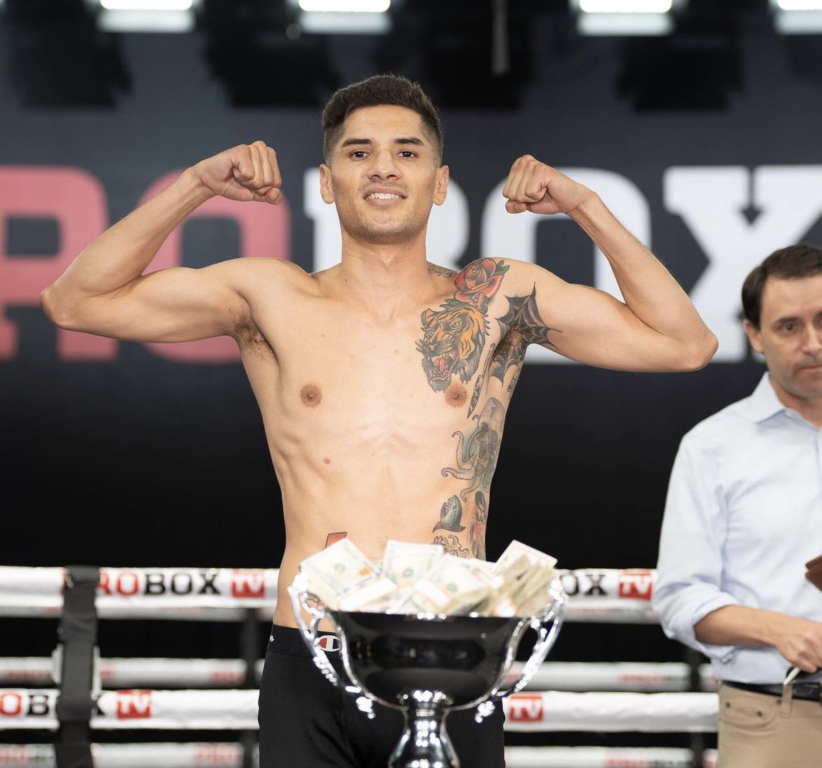 ProBox_TV's tweet photo. THE CHANCE OF A LIFETIME 💪

Kendo Castaneda and Antonio Moran weighed in as they look to put themselves back onto the elite list of names at 140lbs with a win tomorrow night in the Last Chance Tournament, live on ProBox TV 📺 https://t.co/B0NgVuVCWs