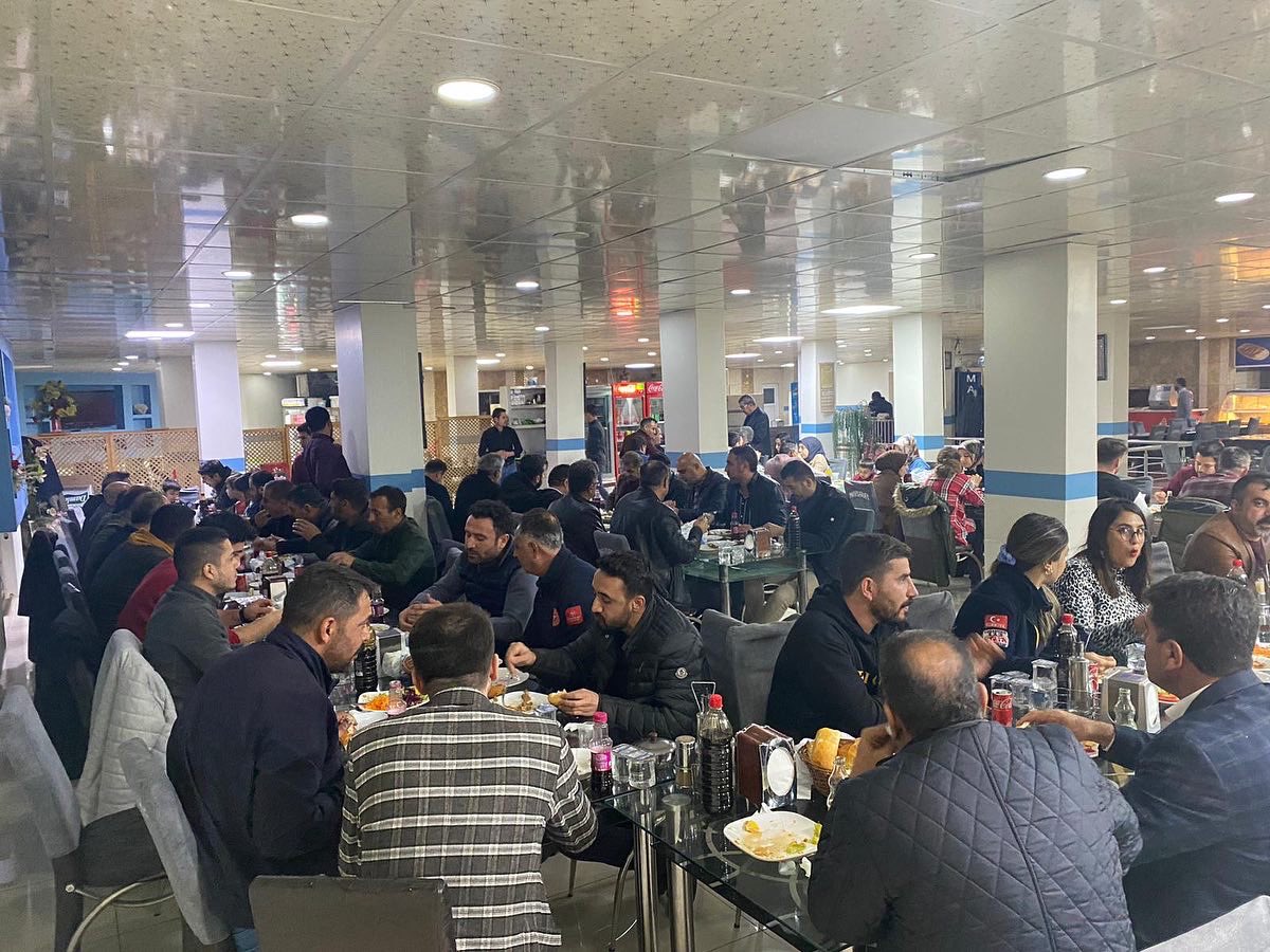 Bulanık ilçe Temsilciliğimizin düzenlemiş olduğu Çalışanlarımızla Buluşma Programına Sağlık-Sen Genel Başkan Yrd. Sn. Şemsettin Karadoğan Bey”in katılımıyla gerçekleştirildi. <a href="/semskaradogan/">Şemsettin KARADOĞAN🇹🇷</a> <a href="/KUZEYVURAR/">FEHMİ KUZEY VURAR</a>