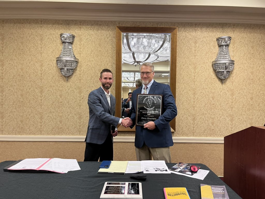 We’d like to thank Dave Shutters for his outstanding work with the ISDA and supporting deans across Illinois. He was awarded the Dean of the year for his outstanding service and commitment to creating positive change. #IPA #ISDA <a href="/CLCentralHS/">CL Central H.S.</a>