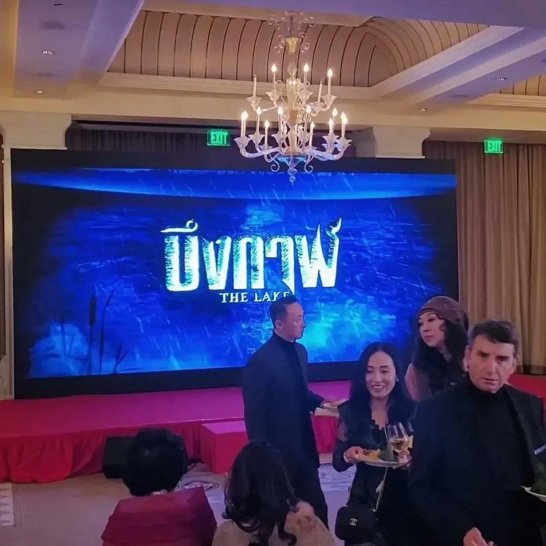 LeeThongkham's tweet photo. @americanfilmmarket 2022 #AFM2022 #thainight #leethongkham #Filmmaker https://t.co/78hLHatFnU