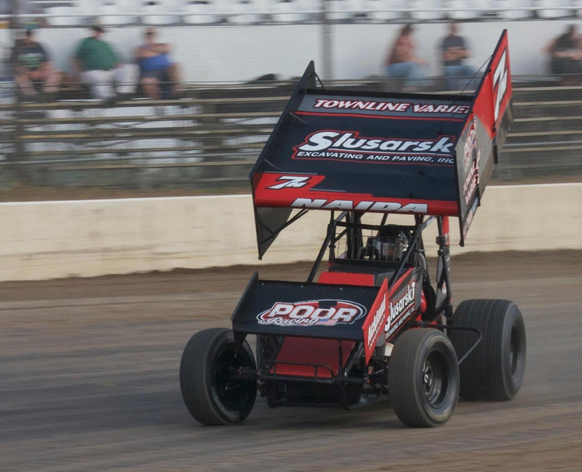GrassRaceNews's tweet image. 16-year-old, @DarinNaida7n will make his @cbnationals debut this January in the Dan Binks owned #3SP.

The Adrian, Michigan native, placed 10th in his first year competing with the @AFCS_Sprints. 

Naida claimed the Non-Wing points championship at @24speedway in 2021.