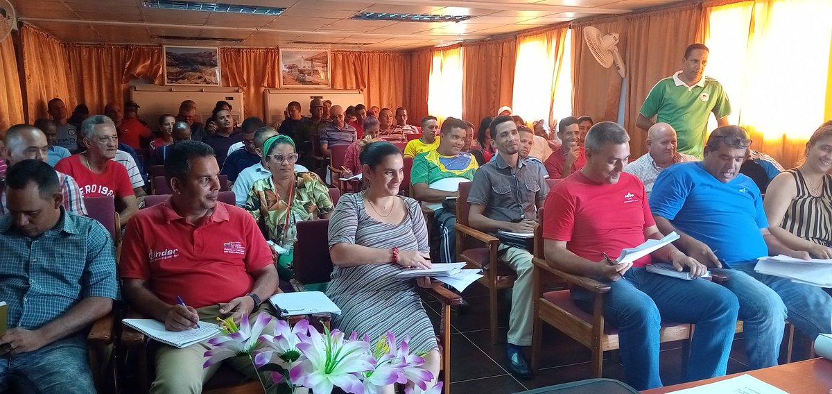 Rafael_Perezgtm's tweet photo. El municipio #Maisi incrementa su potencial productivo y crece en la diversificación de los servicios, sinembargo aún sus gastos financieros no son cubierto con los ingresos, una tarea alcanzable, aún pendiente.
#CubaVive
#NoAlBloqueoContraCuba
#YoSigoAMiPresidente
#Guantánamo https://t.co/X0Z9qpxsj1