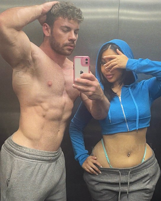 Me and my daddy 💞 @RealKingPlane   #planesgirl https://t.co/vweCWQVy0Z<a class="tags" target="_blank" title="On Twitter" href="/?out=eyJ0eXAiOiJKV1QiLCJhbGciOiJIUzUxMiJ9.eyJpYXQiOjE3MjAzMDkzNTQsImlzcyI6InR3cG9ybnN0YXJzLmNvbSIsIm5iZiI6MTcyMDMwOTM1NCwiZXhwIjoxNzUxODQ1MzU0LCJyZWRpcmVjdF91cmwiOiJodHRwczovL3R3aXR0ZXIuY29tL1JlYWxLaW5nUGxhbmUifQ.mrihYZtS_KH5ZrQQD1pm0BF5wCthmXlOlq5HrmX1tHeqdg6tahu_7zWmf4xM2s7lijhHDaFfUfk1MZ4mSCybTA">@RealKingPlane</a><a href="/tag/planesgirl"class="tags">#planesgirl</a>