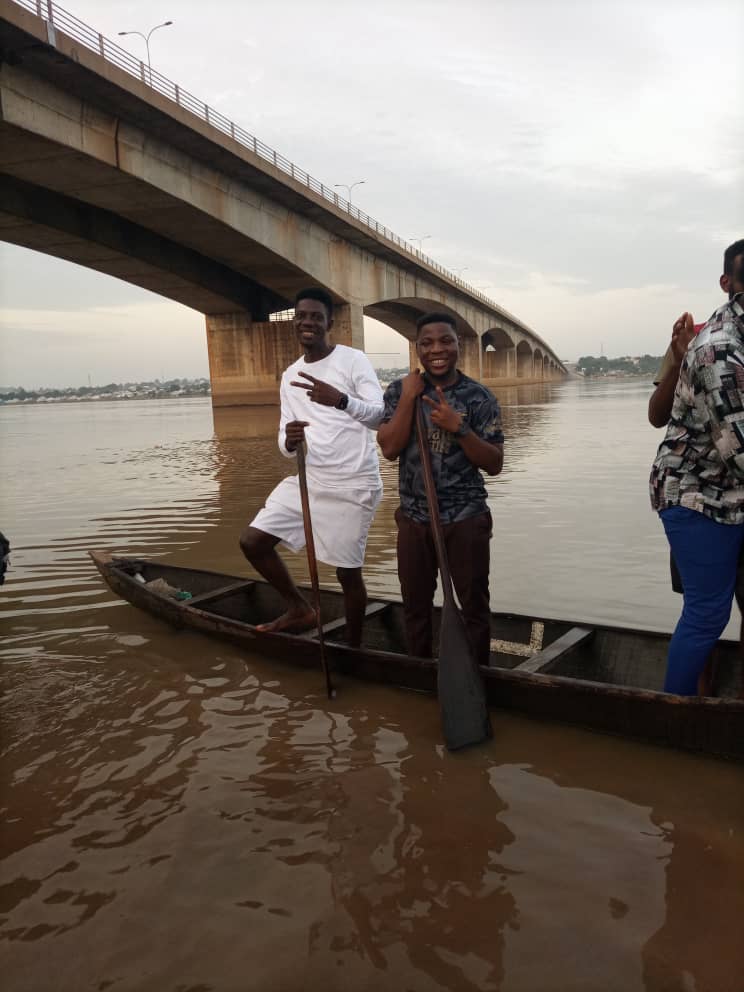 Rotaract9125NG's tweet photo. The DRR proceeded to Makurdi the state capital where he carried out his official Assessment of clubs.
The DRR also gave a talk on "The Impact of Rotaract in our daily lives" at the Zonal Mini Rots held during his Visitation.
#RotaractD9125
#ImagineRotary
#SynergyTeam
#ZoneG https://t.co/gzsZkXEDTg