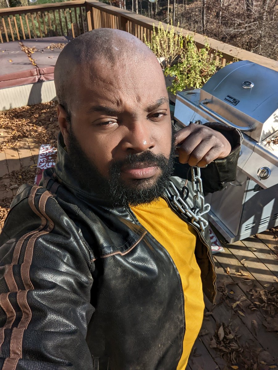 cagedbishopcos's tweet photo. Shot some Luke Cage stuff over on the tiks and the toks be kinda dope if you checked it out! https://t.co/drVdQ7JjF6
#LukeCage #MarvelCrew #Heroforhire #Revengers #Defenders #Marvelcosplay #UnapologeticallyBlerd #PerceptionBlerd #CagedBishopCosplay https://t.co/4gDY4XeCCF