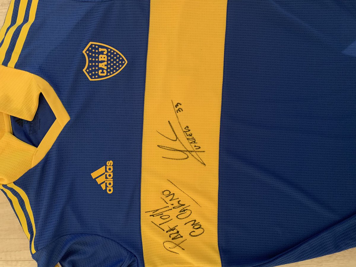 tomiyessi's tweet photo. ALAN😭💙💛 https://t.co/08Q2WreUe2