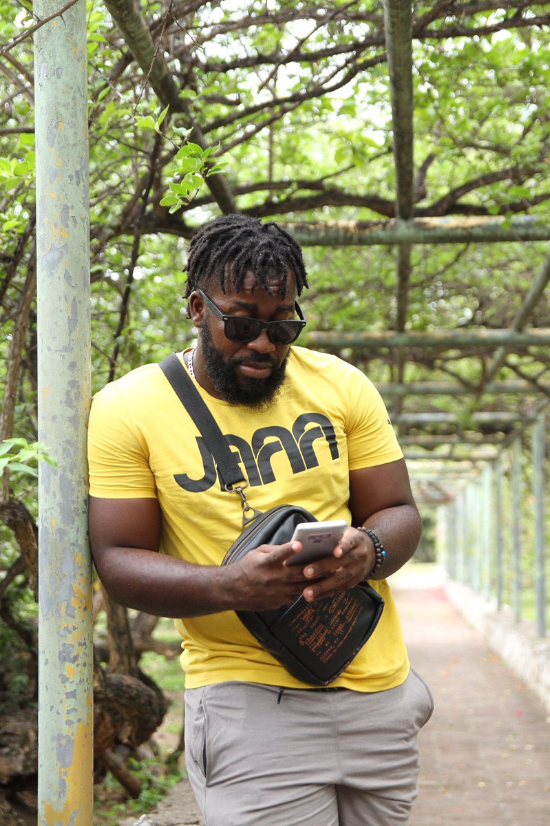heavymannaz's tweet photo. Cross bag, card holder and backpack all handmade in Jamaica. 🎒🙌🥹 

https://t.co/475xQFPn6u https://t.co/G3tyxiVqDQ