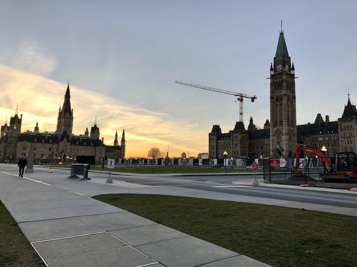 AMVoronova's tweet photo. That's a wrap! Deep gratitude for time and advice offered by @KirstyDuncanMP @MarcusPowlowski @MorrisseyEgmont @SenBoehm during #CANHillday. Government needs to invest into #basicresearch & #NextGenerationCdnScientists so researchers can build a better Canada. #CANFundScience https://t.co/tM6YYtMuYC