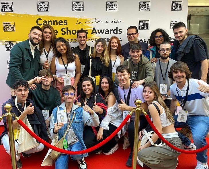 CatfasSchool's tweet photo. 🎥 Aquest mes d’octubre passat l’alumnat de 3r del Grau Superior de Cinematografia ha viatjat fins a @Festival_Cannes a l’edició dels Indie Shorts Awards.

Motivació absoluta per la recta final del Grau! 🥳 https://t.co/S10DF6tDG9