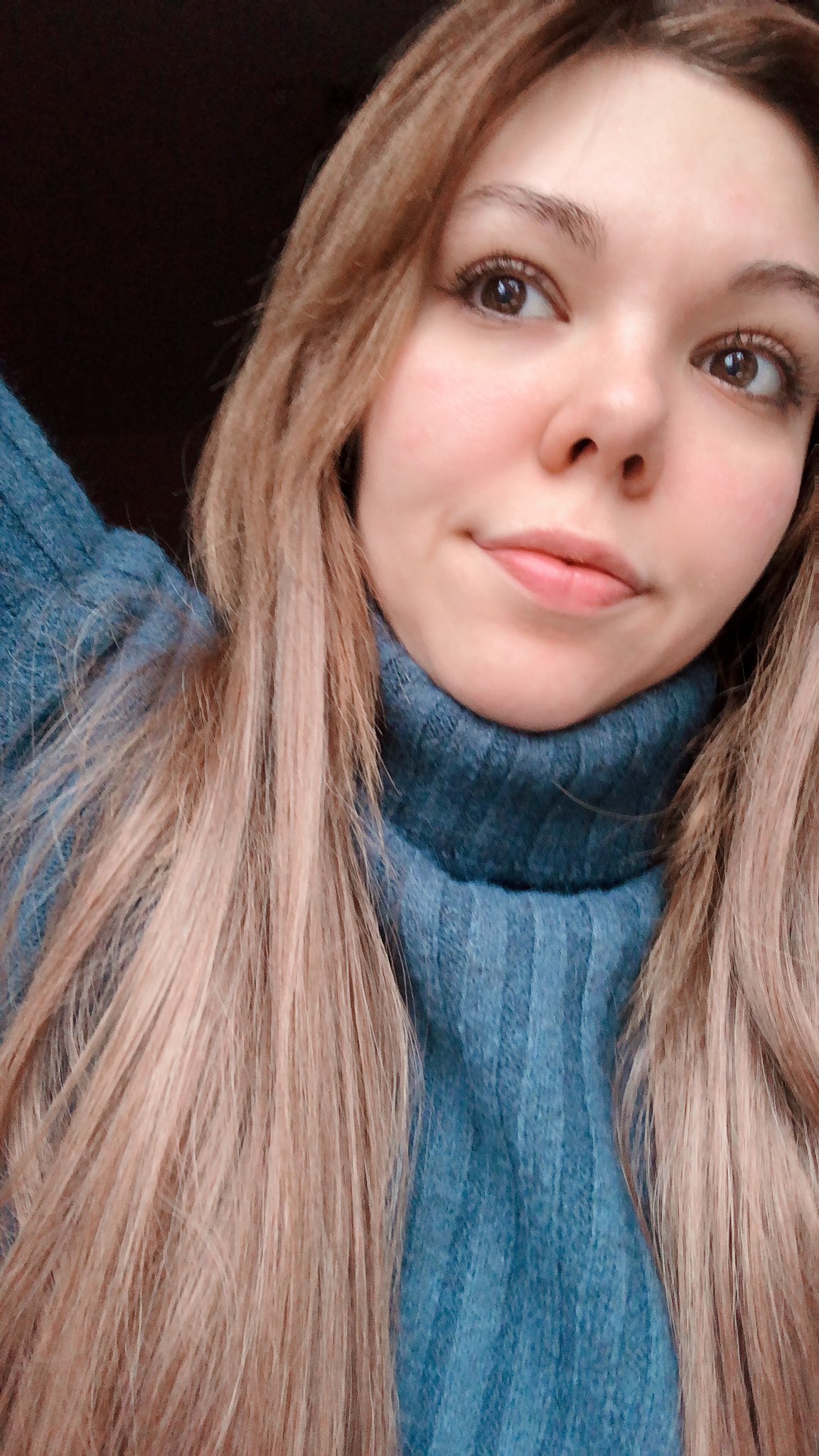 1 pic. I’ll be on in few hours 🐸♥️ https://t.co/6bhT97JGmv