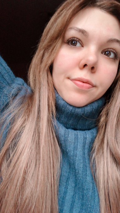 🌿urbabayaga🌿 - 1 pic. I’ll be on in few hours 🐸♥️ https://t.co/6bhT97JGmv
