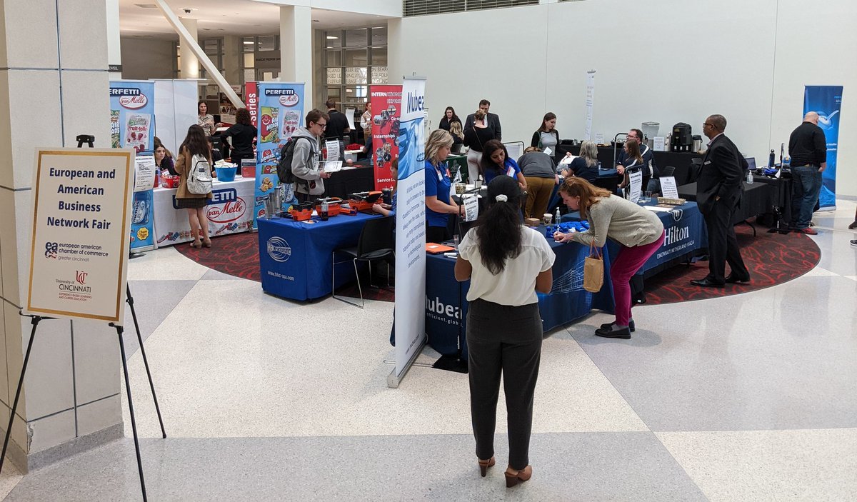 Thanks <a href="/uofcincy/">University of Cincinnati</a> for hosting today's inaugural <a href="/EuropeCincy/">EACC Cincinnati</a> job fair! Great to connect UC students with the job opportunities our members provide!