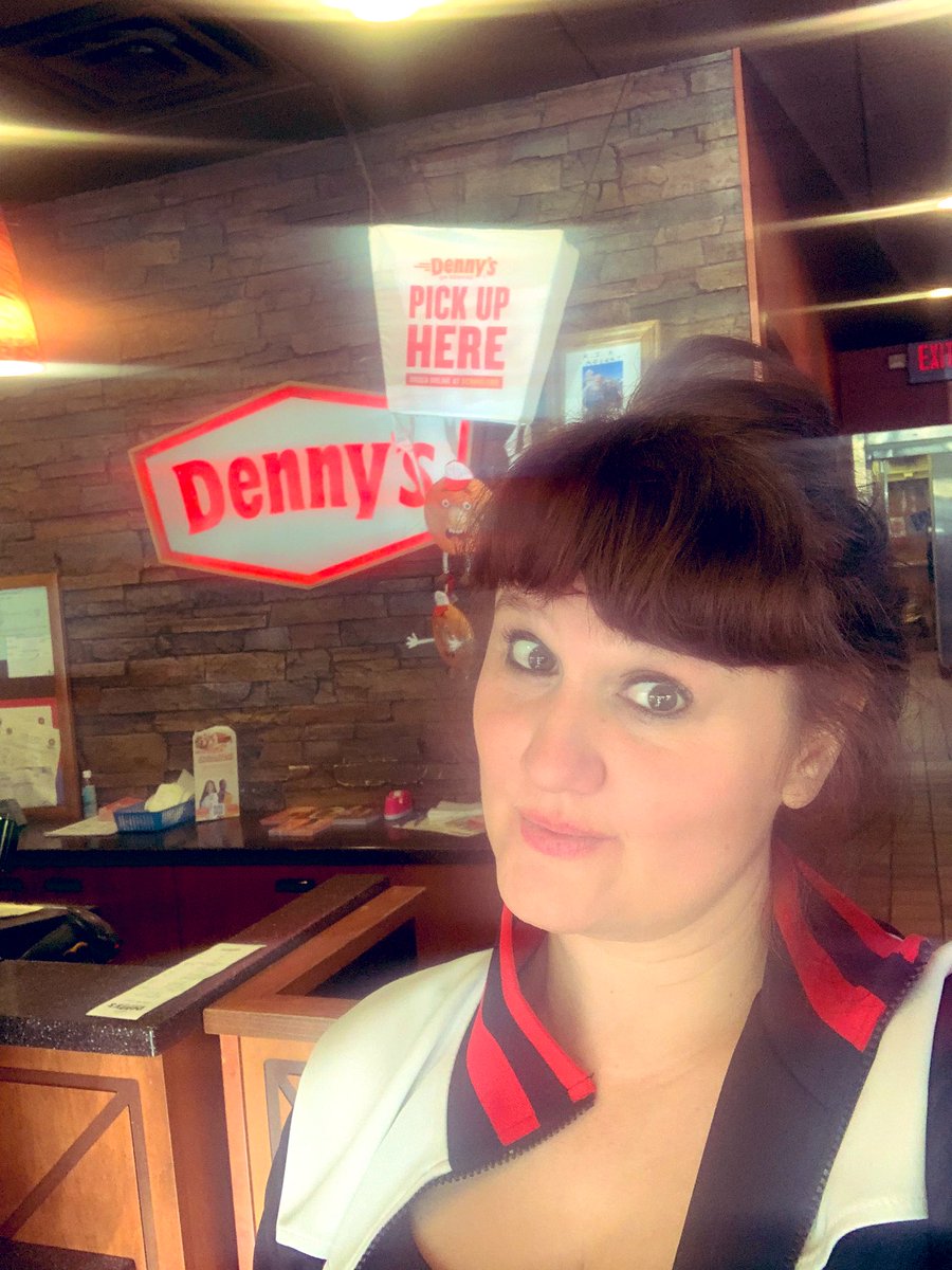 helmslou's tweet photo. Best breakfast in America @DennysDiner Chicago you guys are the best!! Fab service can’t wait to be back yummy food ❤️X #loveDennys #americanstyle #bigmeals #yummy #topplace #pancakes #usa #Dennysrock #Dennysisthebest https://t.co/Iw1GsKVBcE