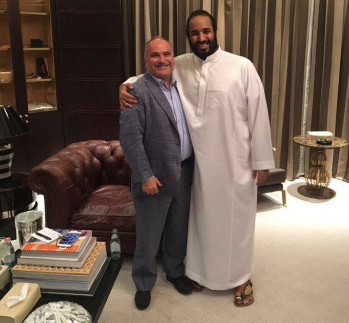 لك جائزة 🥇 قيمة إذا أستطعت معرفة موقع اليد اليسرى لمغتصب الأطفال جورج نادر…