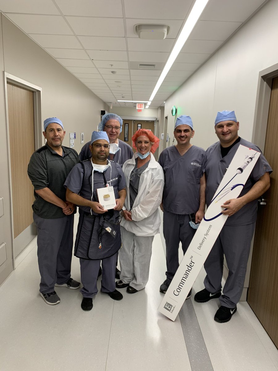 Our team celebrated the #Edwards S3 Ultra Resilia #TAVR valve launch with 4 great cases today! First program in South Texas to offer this new valve with improved leaflet technology! @UnivHealthSA @UTHealthcareSA @UTHealthSA_CTS @SouthTexasMed @SAIFSanAntonio
