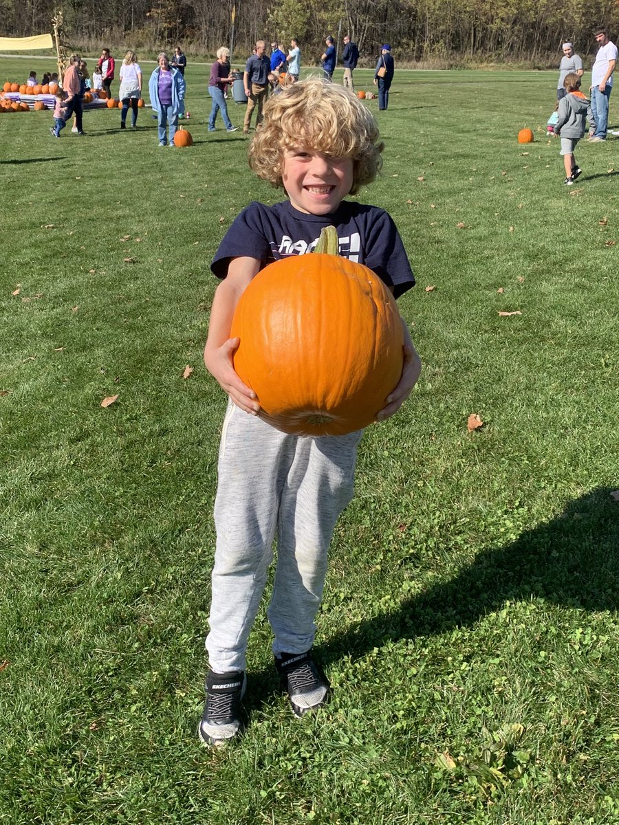 MrsLaneSMEK's tweet photo. Pumpkin Run Part 2! 🎃🏃#BecomeBelongBeNorthern #SMERides https://t.co/f0fLwVF9hc