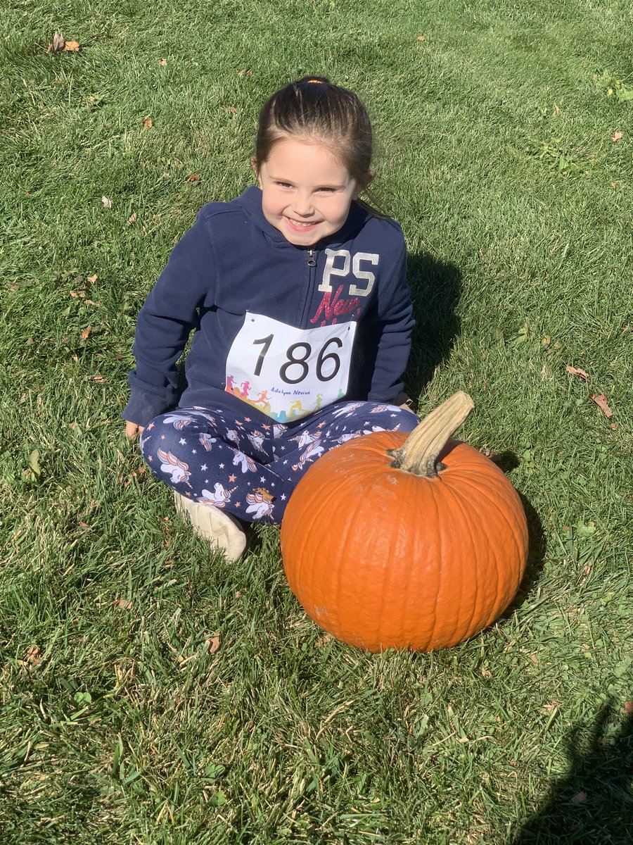MrsLaneSMEK's tweet photo. It was a beautiful day for a Pumpkin Run! 🎃🏃🏼‍♀️#BecomeBelongBeNorthern #SMERides https://t.co/B62SN5v0en