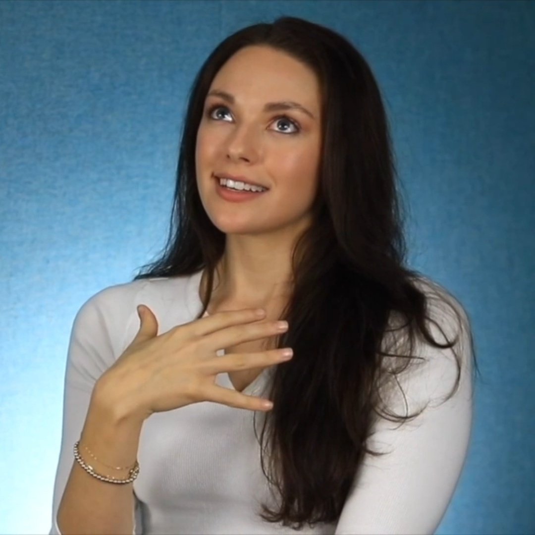 drrthinker's tweet photo. one of my favorite things about danielle is how soft and well-spoken she is <3 https://t.co/ZCIlYDHSA4