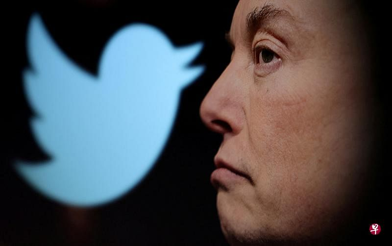 lakil64's tweet photo. AFP reports that Twitter said in an email to all employees that the layoffs would kick off during business hours in California on Friday (4 November) (the evening of 4 November Singapore time). https://t.co/Blo6AdYXMO