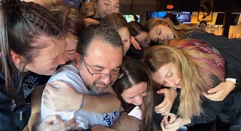 Madison03b's tweet image. the most unforgettable senior season! 
thank you riv vb for the last 4 years, I’ll forever miss this sport &amp;amp; program&amp;lt;3