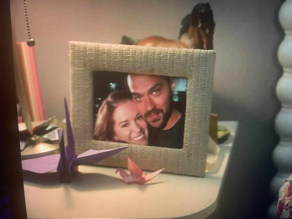 lomlchenford's tweet photo. HELLOOO IM SOBBING #greysanatomy https://t.co/ebMsDkcnSK