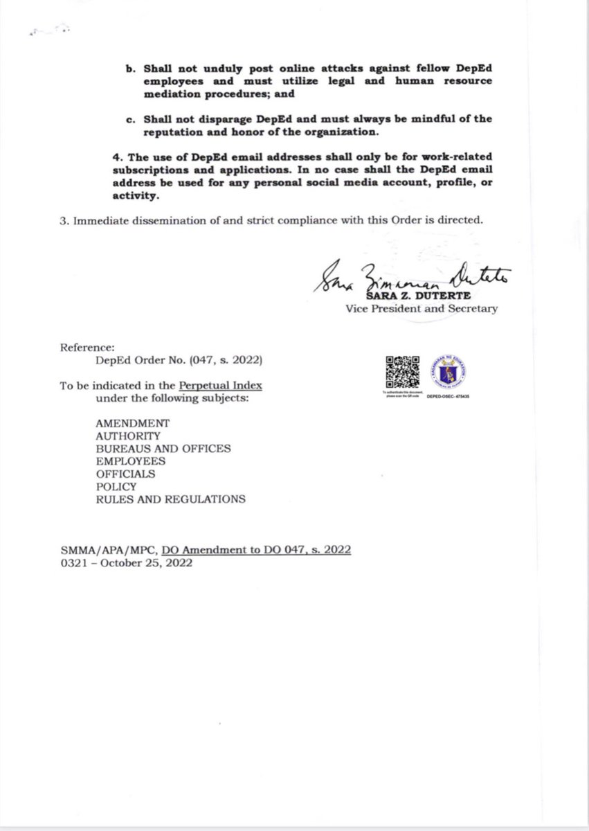 gmanews's tweet photo. READ: In DepEd’s D.O. 49, DepEd employees are told to “avoid relationships, interaction, and communication, including following social media with learners outside of the school setting, except if they are relatives.” | via @_iancruz https://t.co/NrTm7STHvf