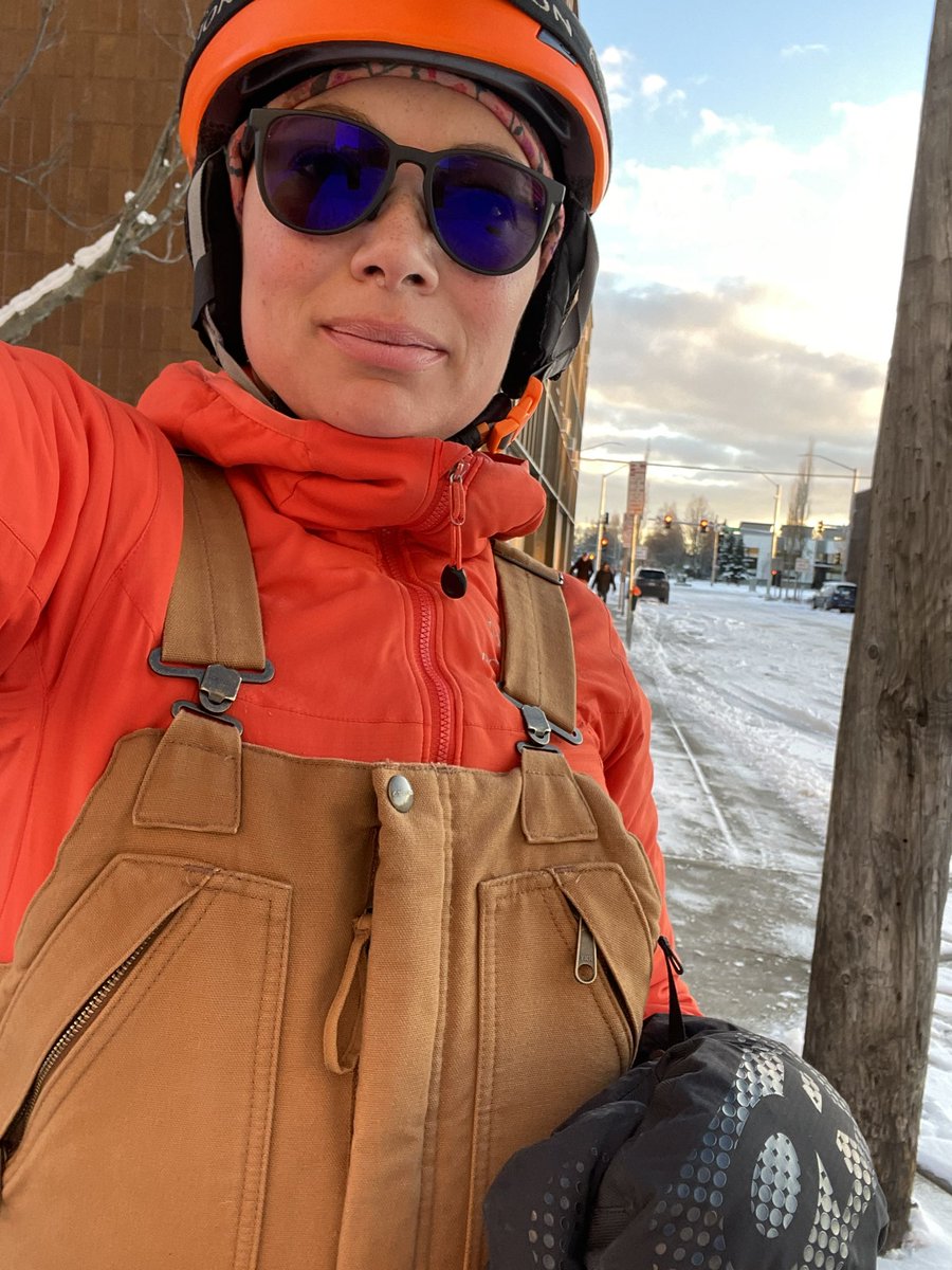 löki gale (she/her) tweet media