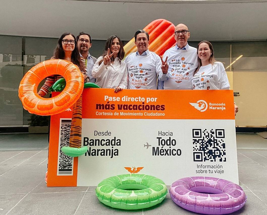 VeroDelgadilloG's tweet photo. ¡Se aprobó en el Senado la propuesta #VacacionesDignasYa!
Gracias a la #BancadaNaranja, los días de vacaciones al año pasarán de 6 a 12 desde el primer año de trabajo. 🙌👏 https://t.co/NSIS8e9tvH