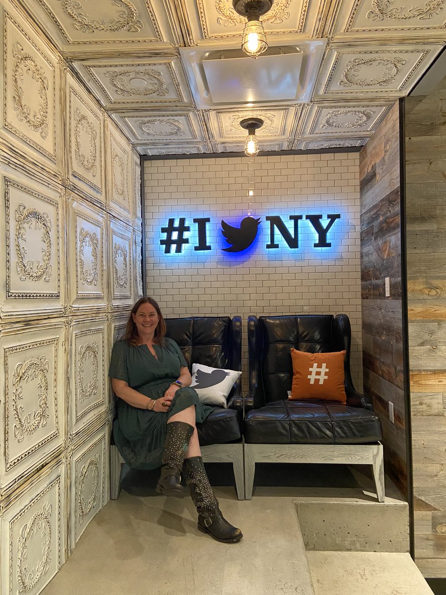 Autumn L Dean tweet media