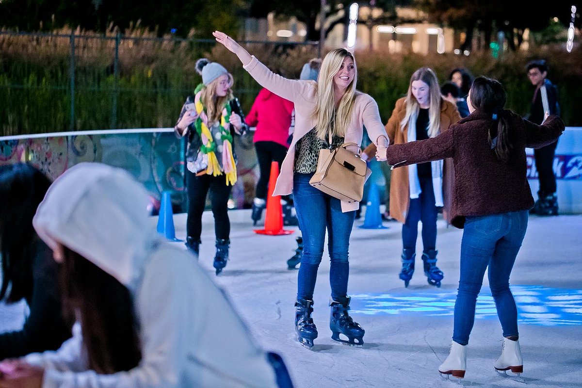 DiscoveryGreen's tweet photo. Come skate on the @GreenMtnEnergy ice rink while listening to the coolest pop hits spun by DJ Boris! Saturday, November 12, from 8-10 pm! There’s something fun every night between November 11 and January 29,2023! https://t.co/AdLsi7rwQY https://t.co/AFlrH2fxKV