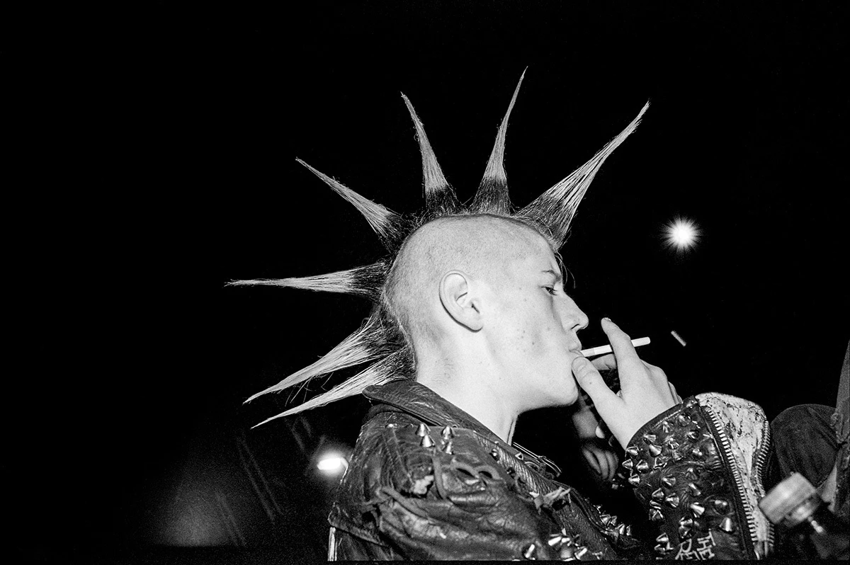 i_D's tweet photo. Inside the warzone: photographing Belfast's 90s punk scene: https://t.co/6iQa4ySReo https://t.co/mvhXXuhM7i