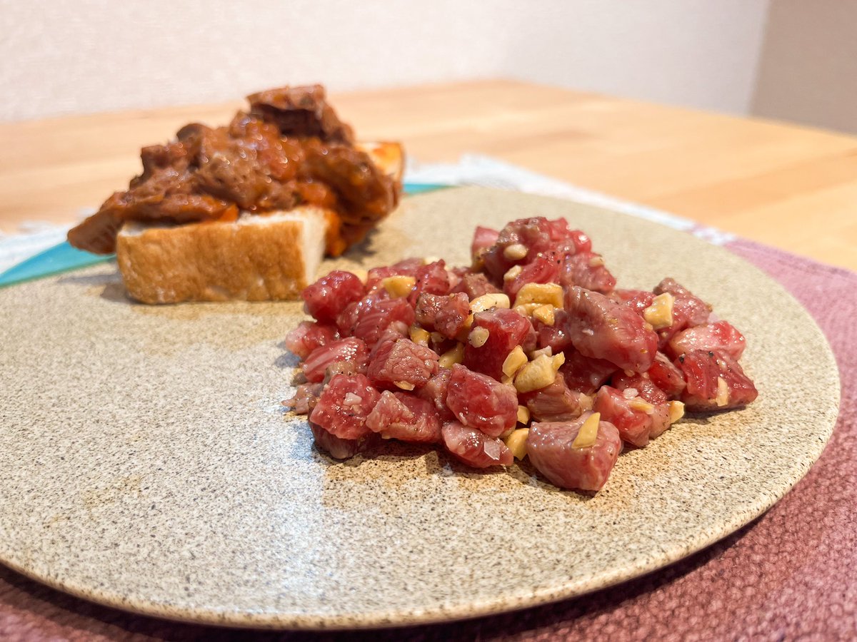 kanadawashi1986's tweet photo. #taaac soy Marche

上大岡にあるイタリアンで、テイクアウトでも美味しいアンティパスト食べれますよ🙆‍♂️⭕️
週末ならディナーでも利用できるのでオススメ👍
ワインと合わせると最高🍷

✅赤うしのタルタル　1200円

✅Trippa のトリッパ　1000円

つまみに最高ですよ💮

#good #オシャレ #グルメ https://t.co/IcKD4UzF78