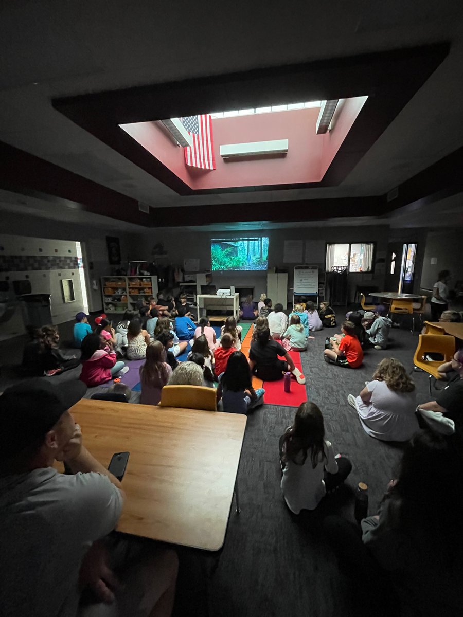 4thgradeMrsW's tweet photo. We all had a great time watching Tiger Rising after school and comparing it to the book! 😌👍🏻 @ShaylaJChapman @MonoCollins @JCSD_HZE https://t.co/jBEJvZdNhr