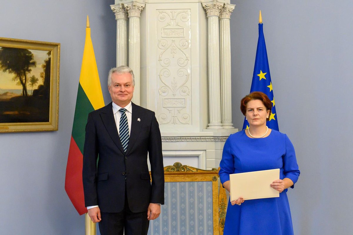 DrChinmayP's tweet photo. My heartiest congratulations to you H. E. Ms. @DMickeviciene! India and particularly @dsvvofficial welcomes you on your new assignment as the Honourable ambassador of Republic of Lithuania in India. We look forward to seeing you soon. 🇮🇳🇱🇹 https://t.co/5kVKijDvQP