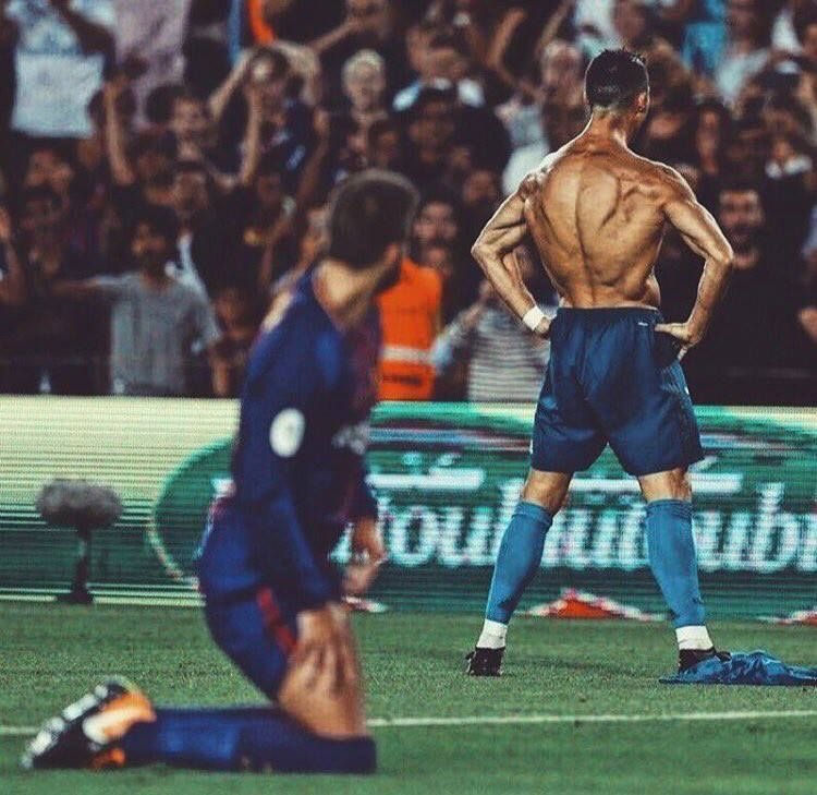 SoyFan10's tweet photo. Gerard Piqué solamente anunció que deja al Barça, porque retirado está desde aquel día. ✍️🇵🇹🐐 https://t.co/WGnWi2pZOm