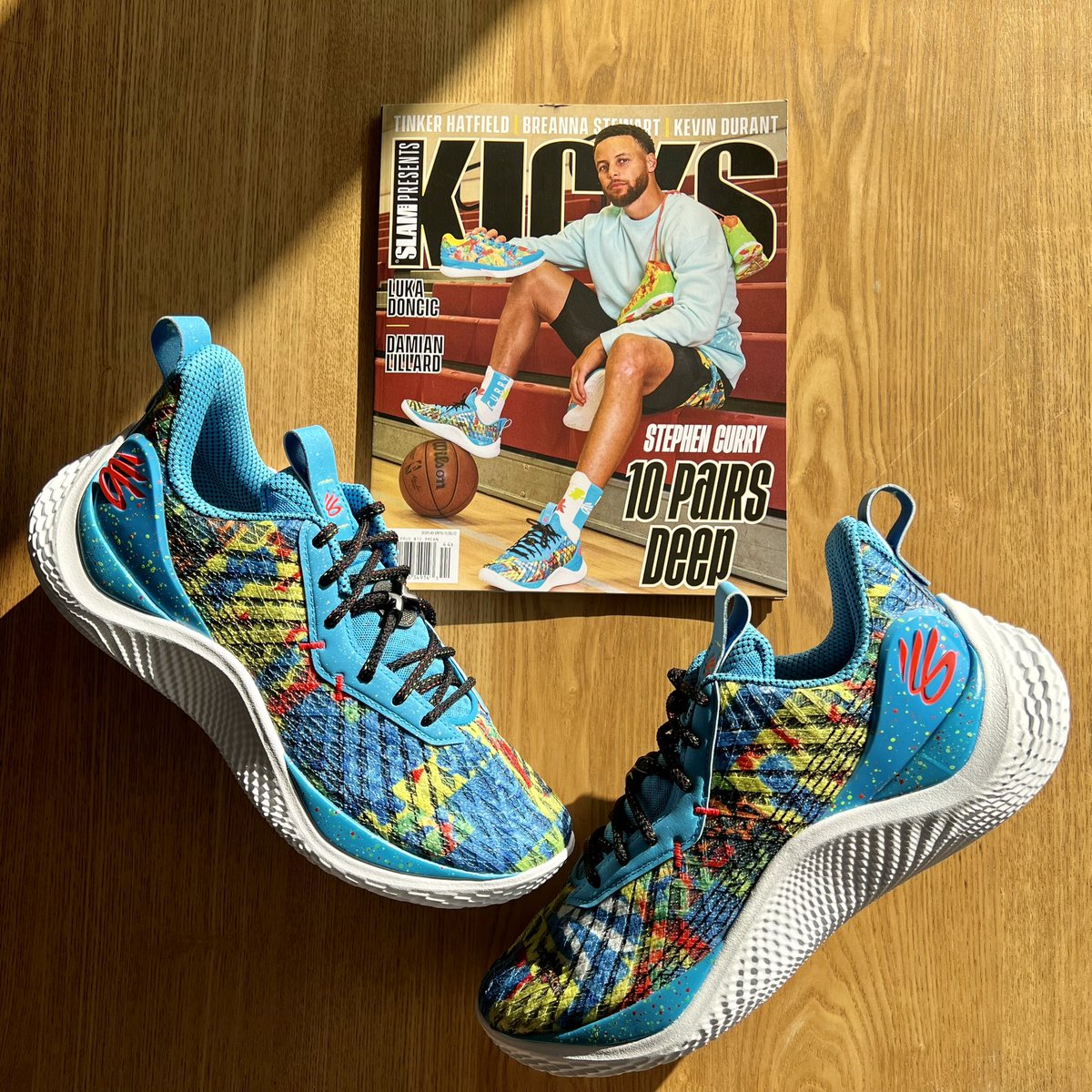 uezi416's tweet photo. 𝑪𝑼𝑹𝑹𝒀 𝟏𝟎 × 𝑺𝑳𝑨𝑴 𝑲𝑰𝑪𝑲𝑺
#curry10
#slamkicks https://t.co/n7GAHSJH1s