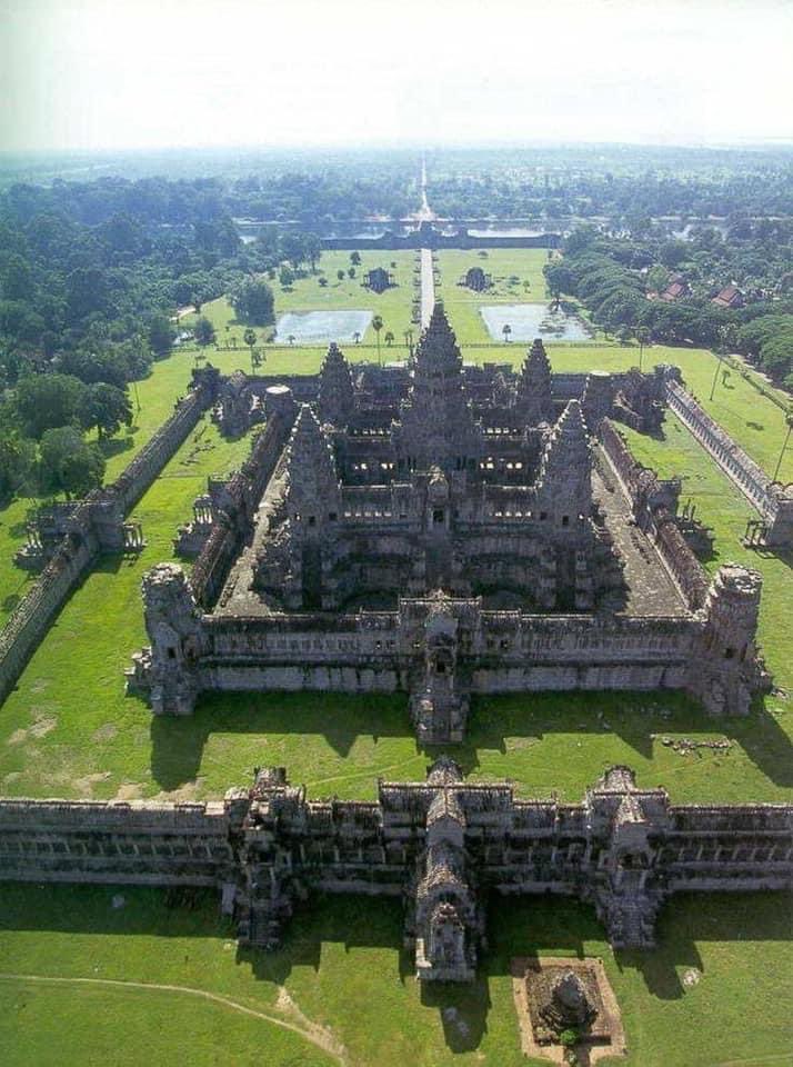 12 famous and beautiful Hindu Temples outside India which are worth a visit. 

1. Angkor Wat, Cambodia - The largest religious monument in the World.