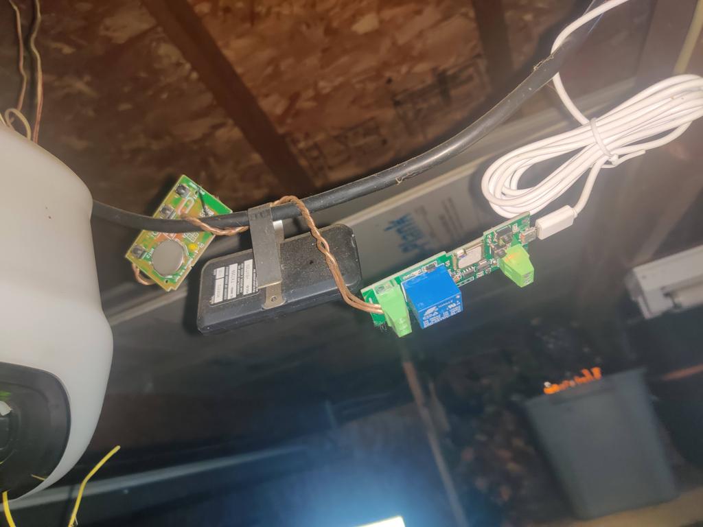 MetzgerBrad's tweet photo. @imrightthough @myQConnect It is for me $11 Wi-Fi smart switch from Amazon wired to the remote. https://t.co/yHHyMETuhO