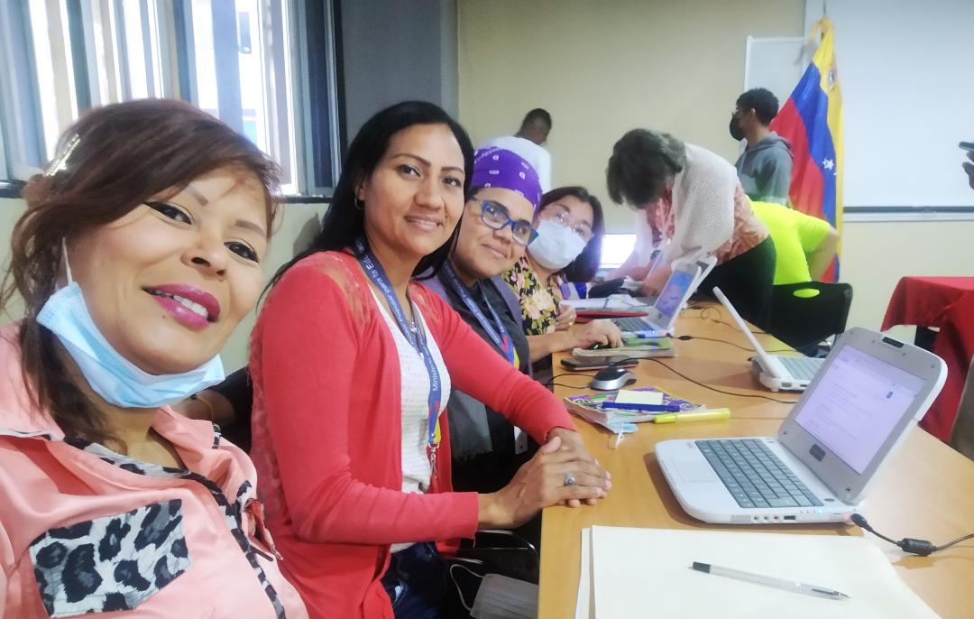 Funda_cenamec1's tweet photo. 3Nov.#CENAMEC,#EpicentrodelaFormaciónPermanente del Magisterio Venezolano Curso del Observatorio de la Calidad Educativa en Venezuela;  espacio científico de investigación, para el desarrollo de las políticas educativas del país. . @NicolasMaduro.@MPPEDUCACION.@_LaAvanzadora https://t.co/JvOeXbCv1b