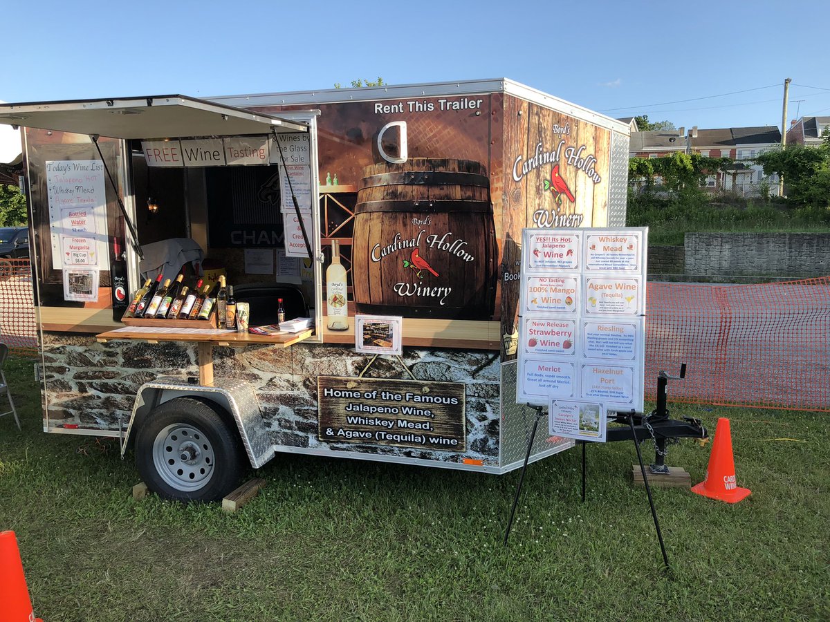 Bacon fest in Easton this weekend. Come thirsty and hungry 🍷🍷🍷🍷🍷🍷 new garlic wine will be there.