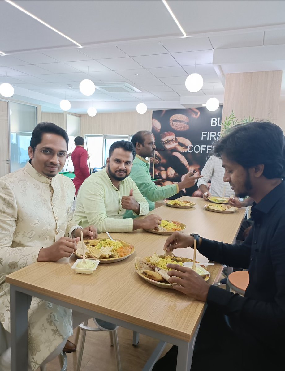 Demandbase's tweet photo. #ThrowbackThursday to our Hyderabad Office Diwali Celebration! πͺ
π€© Our #DBfam had such a fun time celebrating together.
Take a look at our favorite snaps from the day πΈ π
#LifeAtDemandbase https://t.co/GrH2p7V8cn