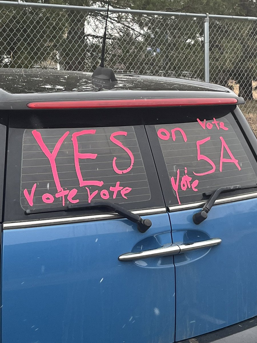 Our message is on wheels! The majority of voters have not returned their ballots for the 2022 election, making the next 5-days so critical to spreading the #yeson5a message. DM us and we’ll meet to write on your car windows!