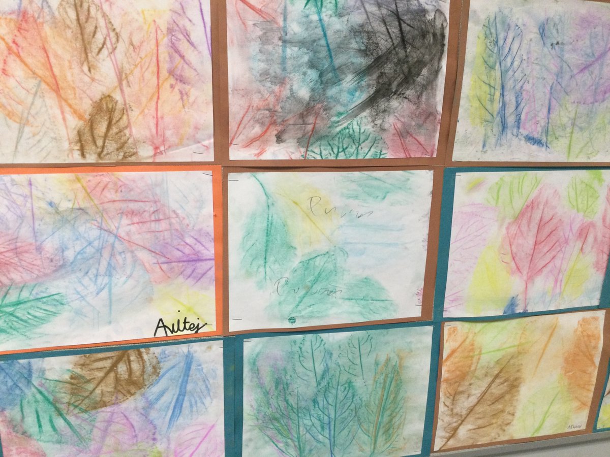 MrHuntersClass's tweet image. Students have been adding lots of colour to the classroom creating textures with leaves and experimenting with shades and tints.