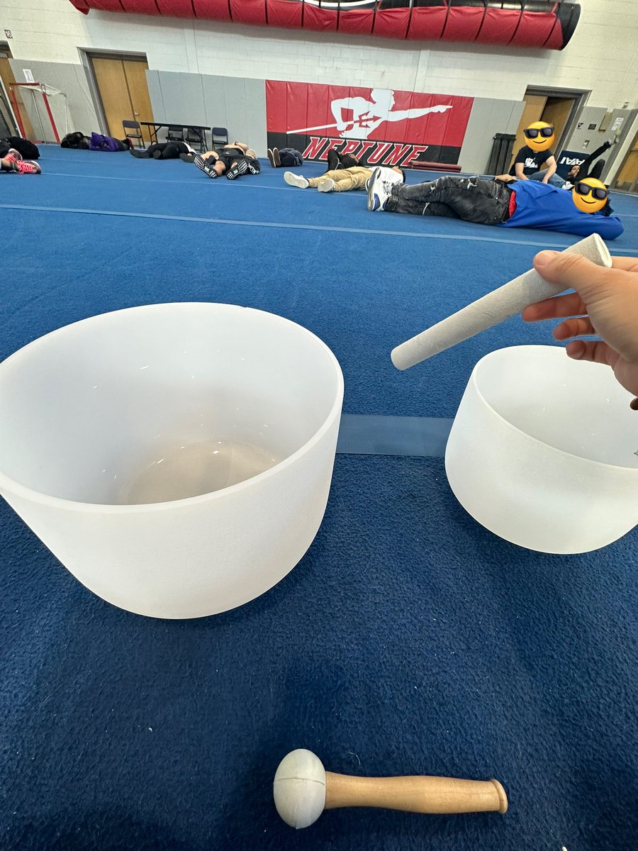 mgustray's tweet photo. Today we met the stress of midterms with the sound of crystal bowls. A face off we learned to breathe through. #MeditateEveryday #SEL #mindfullness #healthmovesminds https://t.co/HVnyHN465c