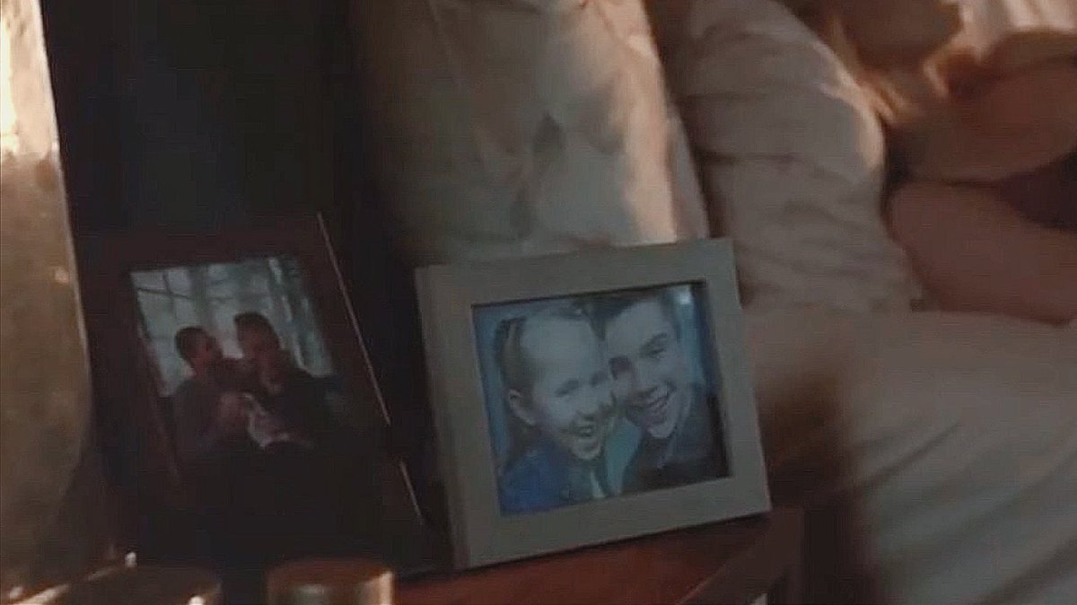 and time's forever frozen, still <3