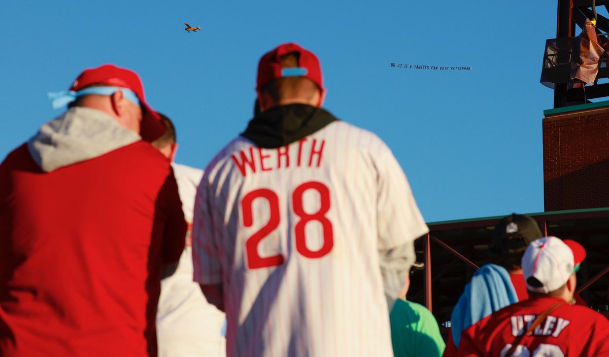 MakeRoadActPA's tweet photo. ‼️BREAKING: Ahead of Game 5 of the #WorldSeries, we’re flying this reminder to @phillies fans over Citizens Bank Park: 

Dr. Oz is a Yankees Fan. Vote @johnfetterman ✅🗳 https://t.co/lgGtUG312A